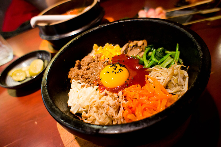 https://cdn-p300.americantowns.com/img/article/ct-korean-food-1.jpg