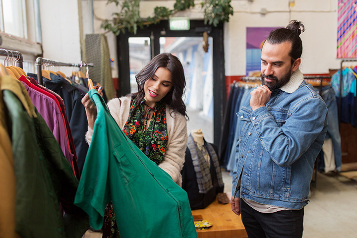 Local vintage store gives new life to pre-loved clothing – Iowa State Daily