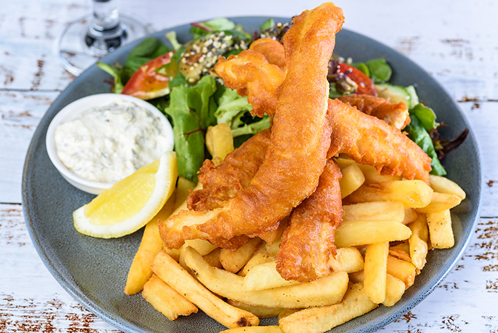 ENGLISH STYLE FISH AND CHIPS - Brookfields